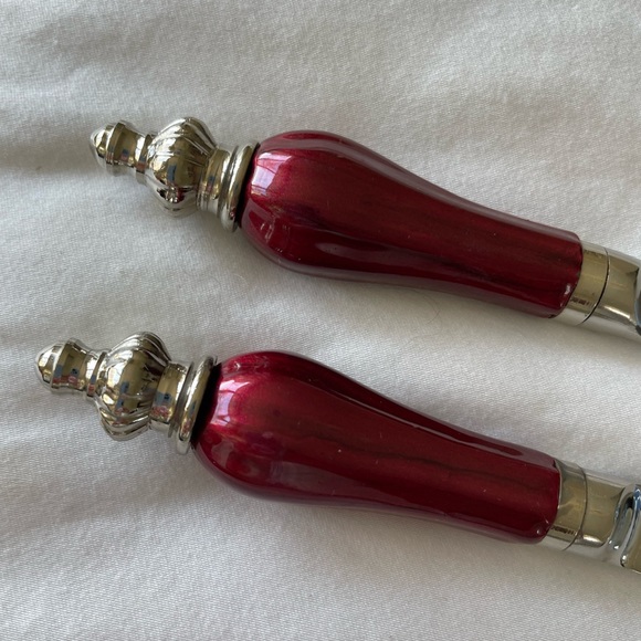 Julia Knight Peony Spreader Knives Pomegranate Set of 2 NEW - Picture 2 of 8